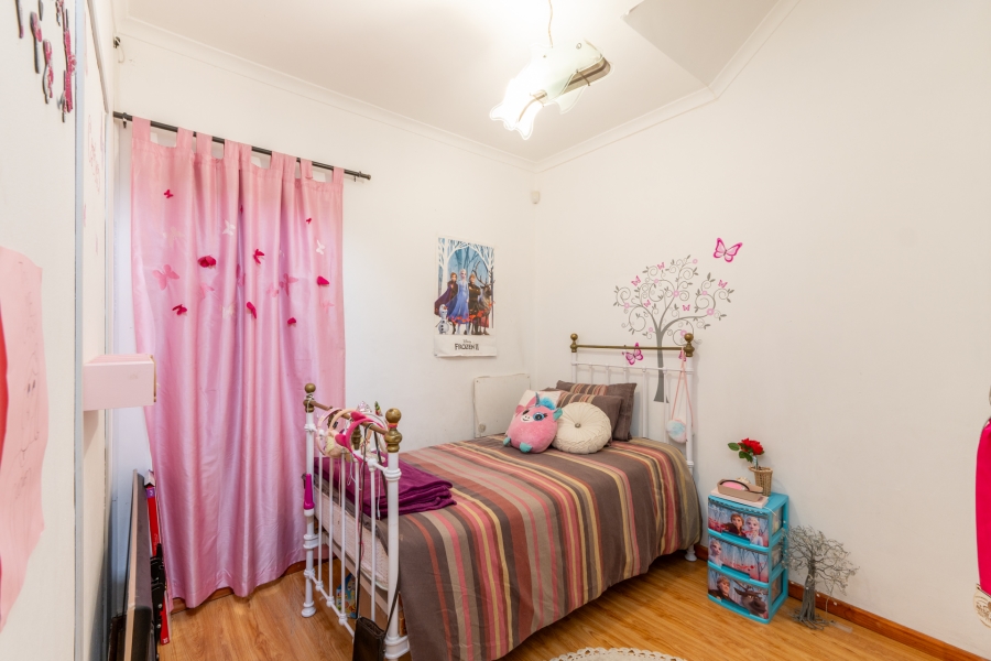 4 Bedroom Property for Sale in Rouxville Western Cape